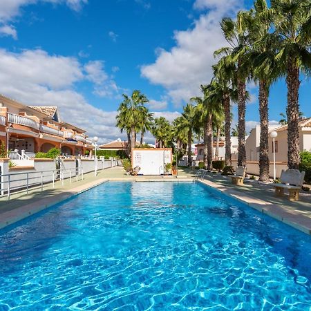A Beautiful 2 Bedroom Townhouse - Las Cerezas Сиудад Кесада Екстериор снимка
