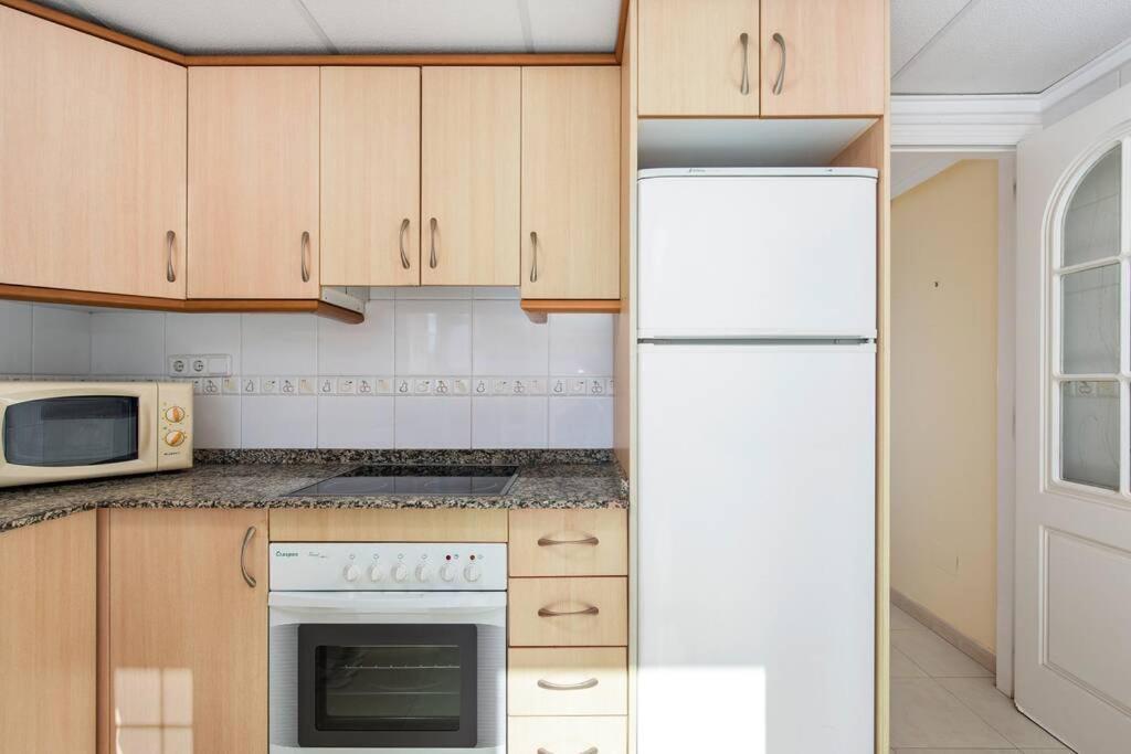 A Beautiful 2 Bedroom Townhouse - Las Cerezas Сиудад Кесада Екстериор снимка