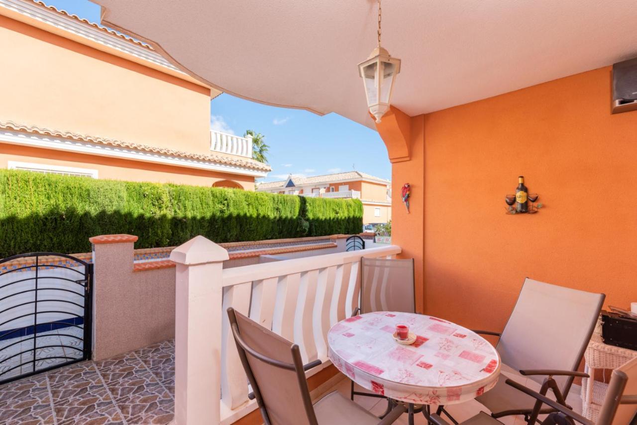 A Beautiful 2 Bedroom Townhouse - Las Cerezas Сиудад Кесада Екстериор снимка