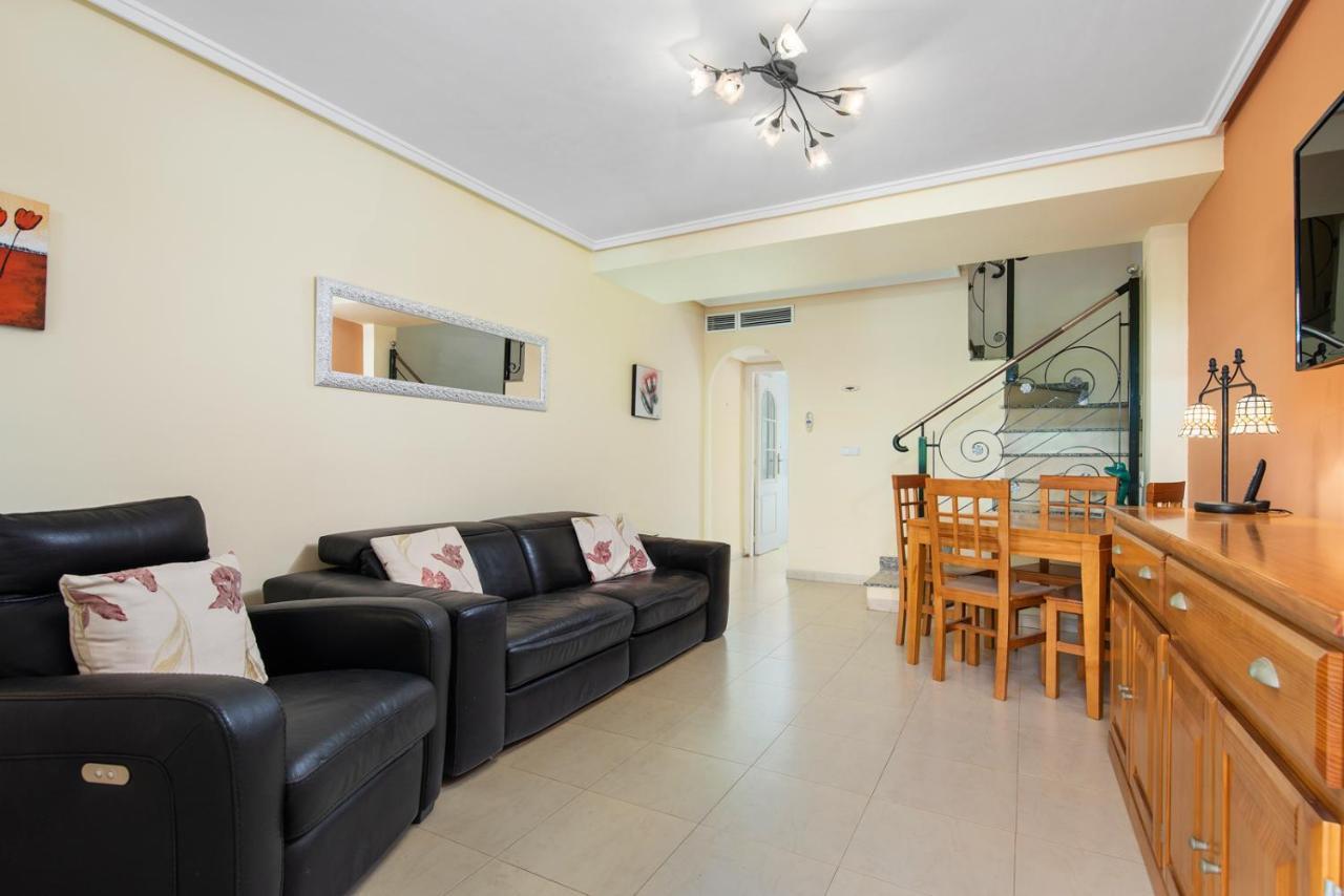 A Beautiful 2 Bedroom Townhouse - Las Cerezas Сиудад Кесада Екстериор снимка