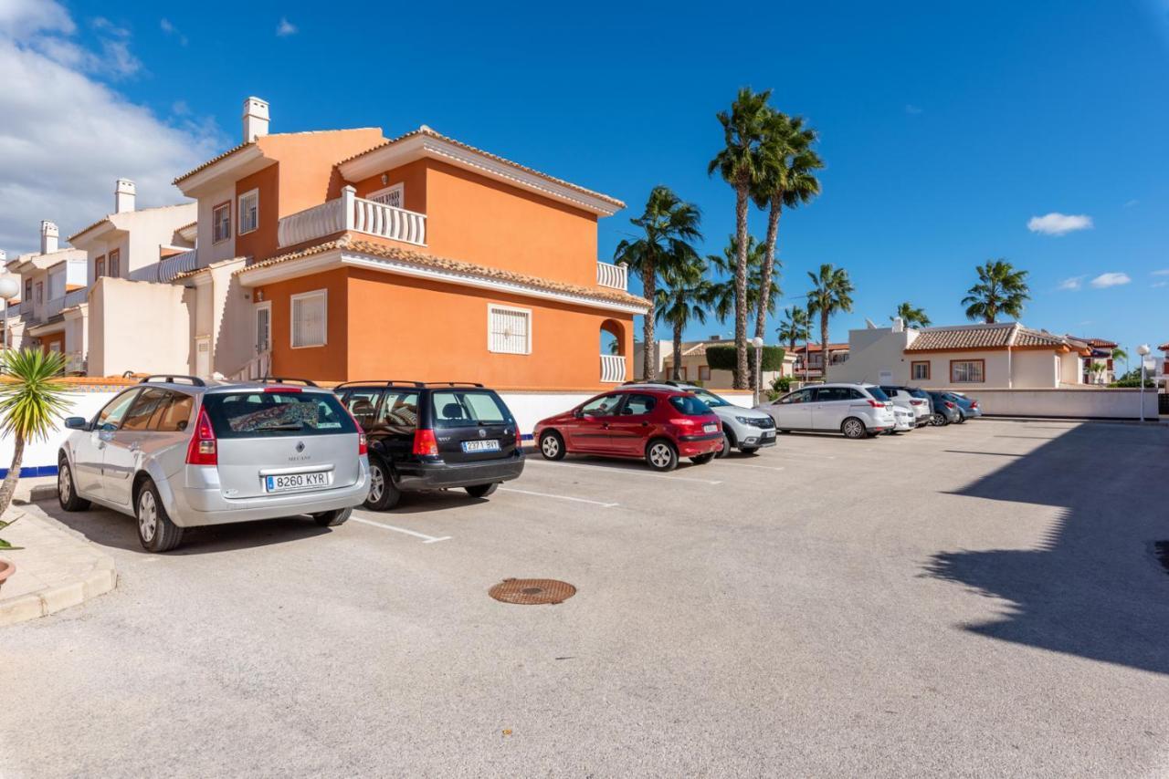 A Beautiful 2 Bedroom Townhouse - Las Cerezas Сиудад Кесада Екстериор снимка